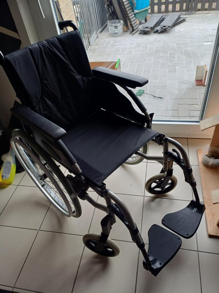 Rolstoel, Diversen, Rolstoelen, Ophalen