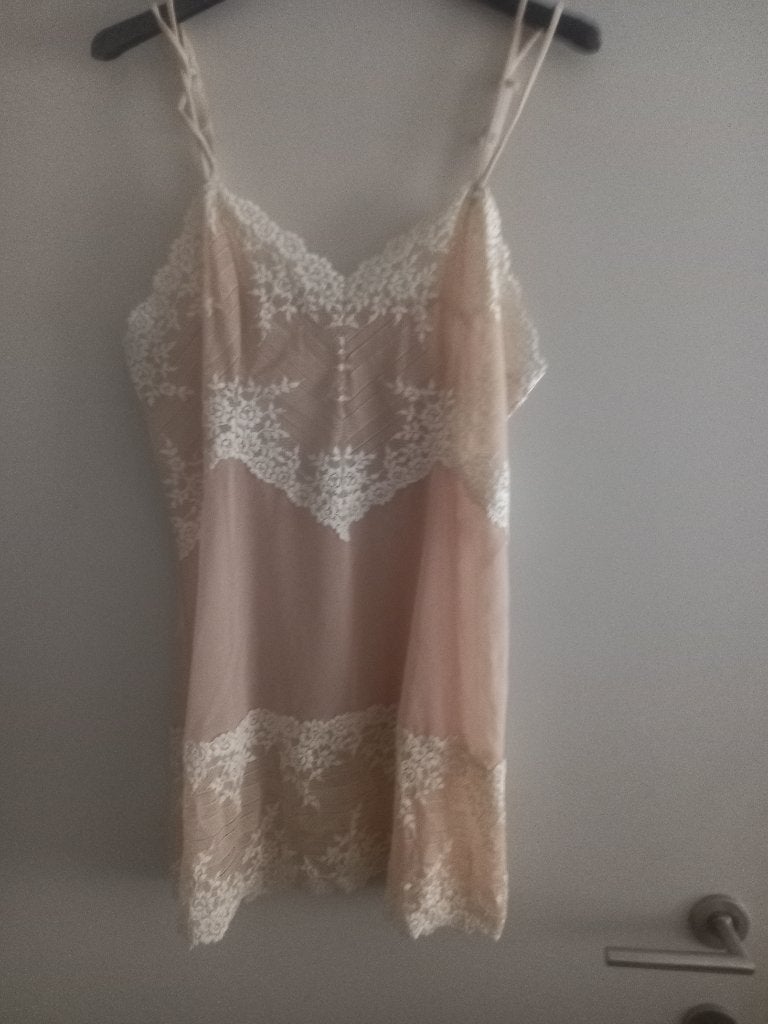 Robe de lingerie taille XXL stretch, Vêtements | Femmes, Sous-vêtements & Lingerie, ANDERE, Enlèvement ou Envoi, Beige, Autres types