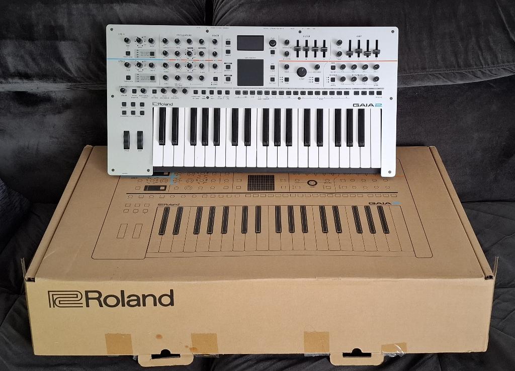 Roland Gaia 2, Ophalen, Nieuw, Overige aantallen, Roland