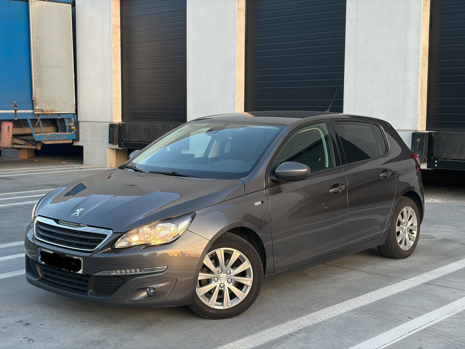 Peugeot 308 1.6 HDi 2018 184 000 km - Style manuel 73 kW, Achat, Euro 6, Boîte manuelle, Diesel