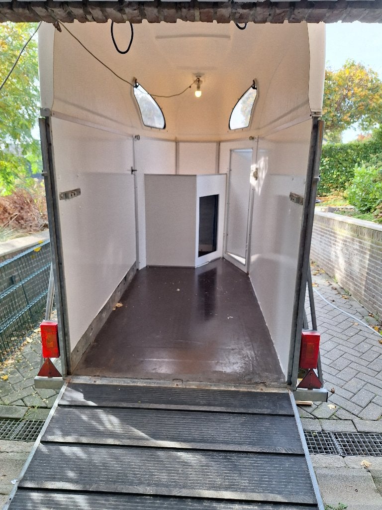 Nette paardentrailer, Dieren en Toebehoren, Ophalen of Verzenden, Gebruikt, Hout, 1½-paards trailer