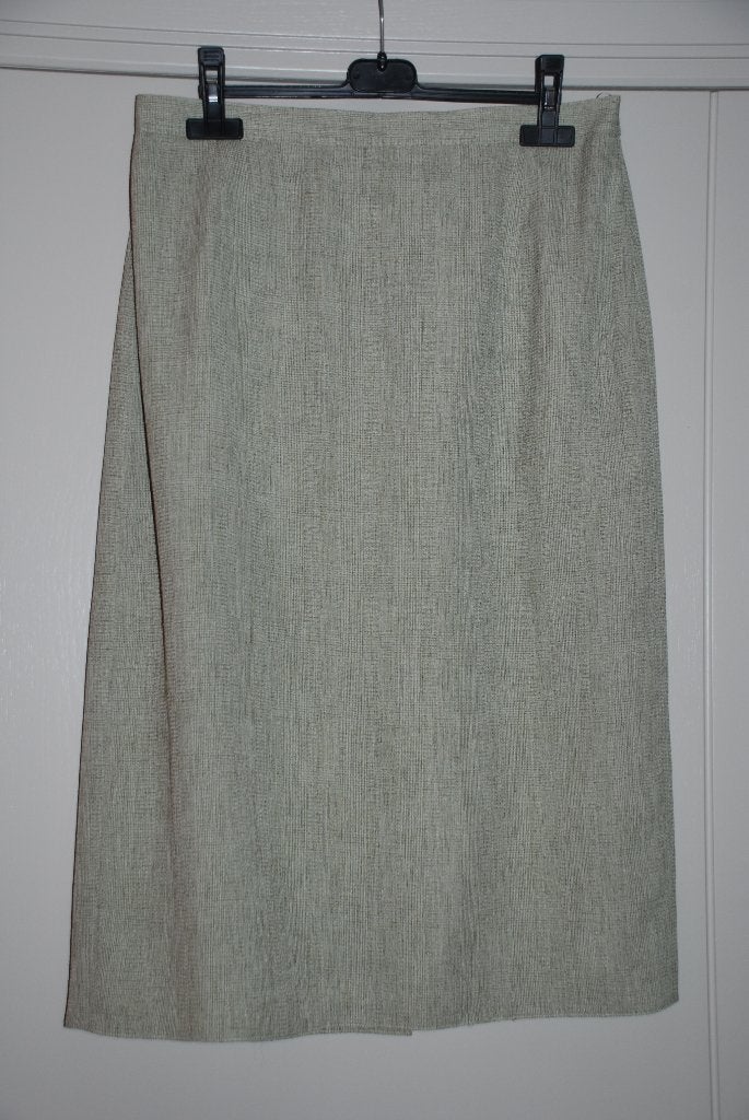 Diverse klassieke damesrokken, maat 44-46. Zeer goede staat, Kleding | Dames, Rokken, Ophalen of Verzenden, Zo goed als nieuw