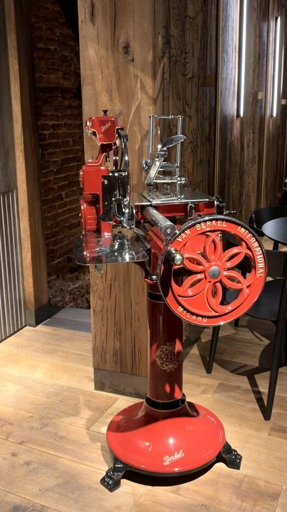 Berkel Volano Rouge B114 avec support — nouveau, Rouge, Autres matériaux, Enlèvement ou Envoi, Fait à la main