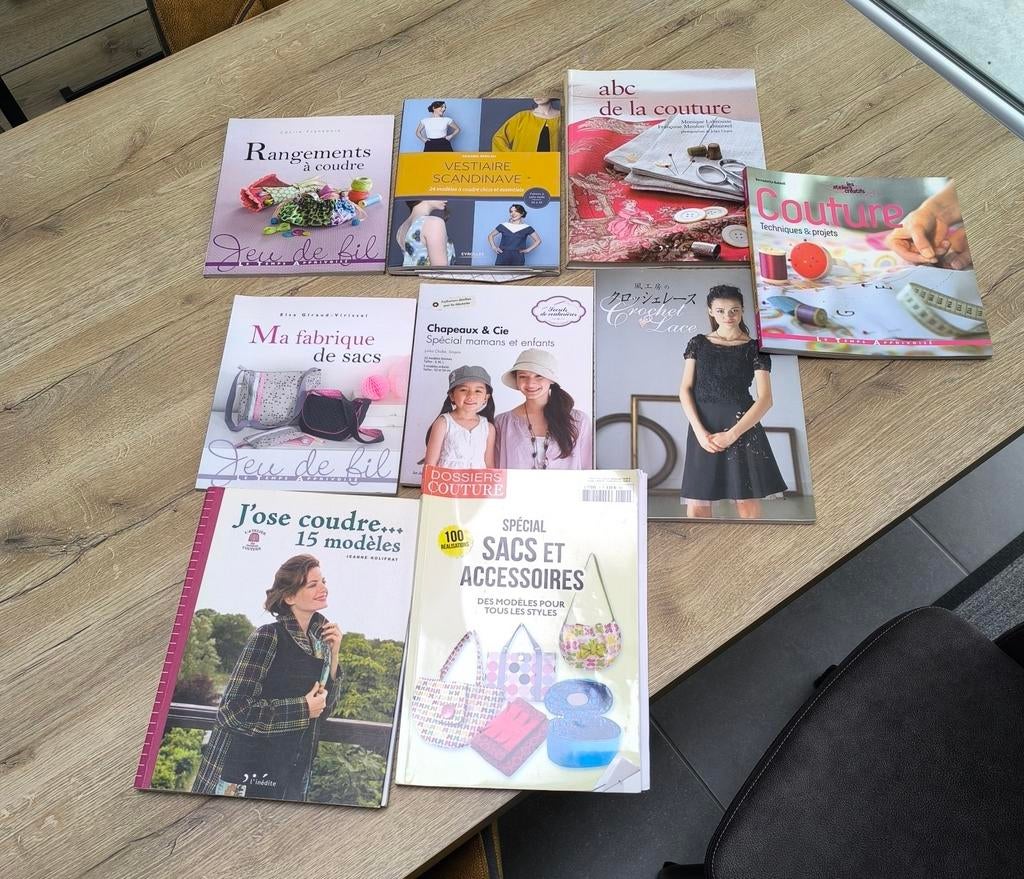 Différents livres de couture cartonné de 5 à 10€ pièce, Enlèvement