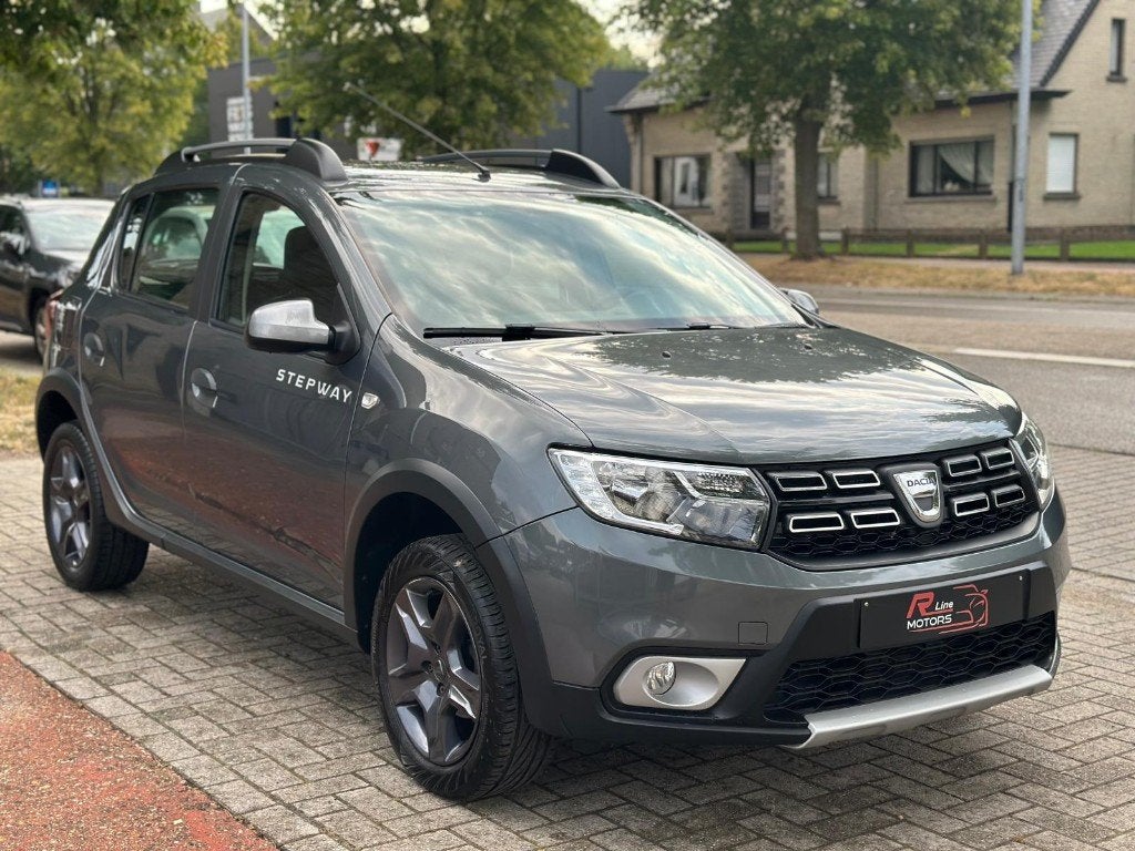 Dacia Sandero Stepway 0.9 TCe - Camera - Eerste Eigenaar, Voorwielaandrijving, Stof, https://public.car-pass.be/vhr/b8c3946b-6c1a-4d64-b6bf-ff9818d27c0c