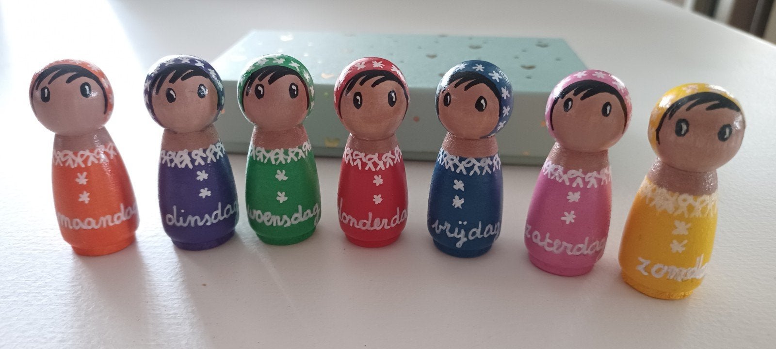 educatieve pegdolls. dagen van de week., Ophalen of Verzenden, Nieuw, Taal en Lezen