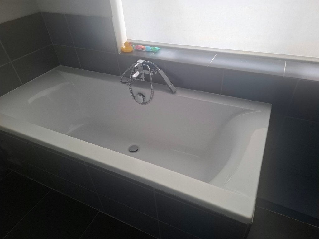 Baignoire, Maison & Meubles, Moins de 100 cm, 150 à 200 cm, Enlèvement, Utilisé