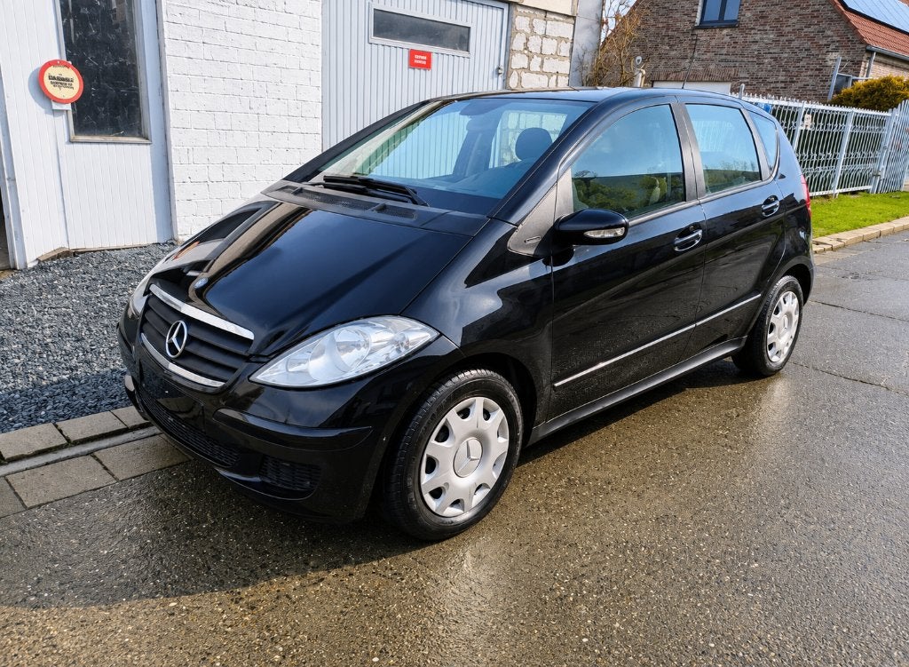 Mercedes-Benz A-Class – 2.0 Diesel Bj 2005 243000km EXPORT, Auto's, Mercedes-Benz, Voorwielaandrijving, 4 cilinders, Zwart, Bedrijf