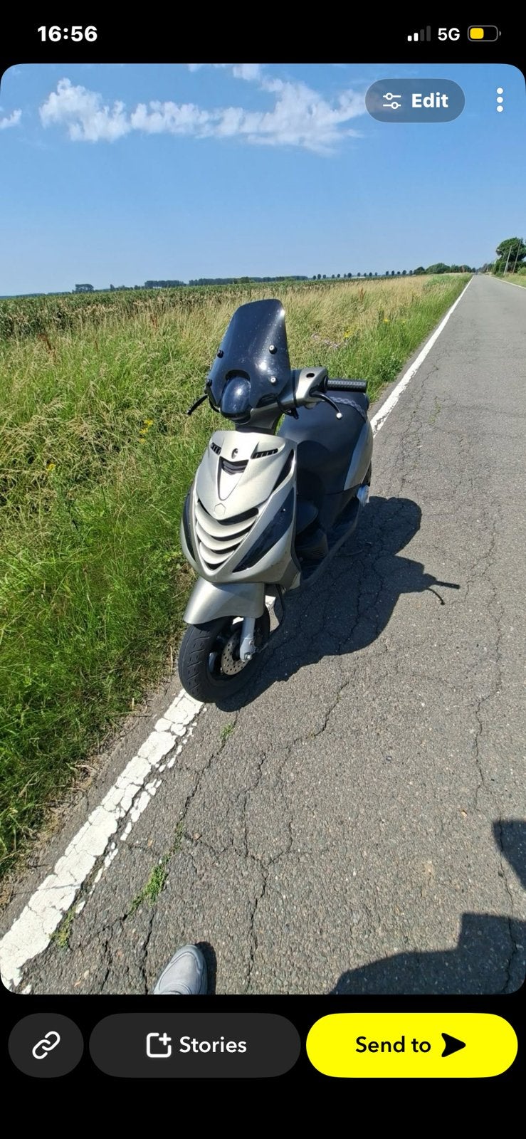 Zipp piaggio, Fietsen en Brommers, Ophalen, Zip, Klasse A (25 km/u), Zo goed als nieuw