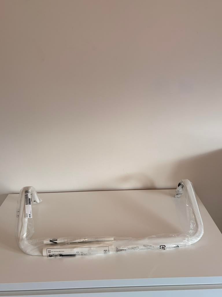 Tringle à vêtements extensible mural blanc (3 de dispo) IKEA, Enlèvement, Neuf
