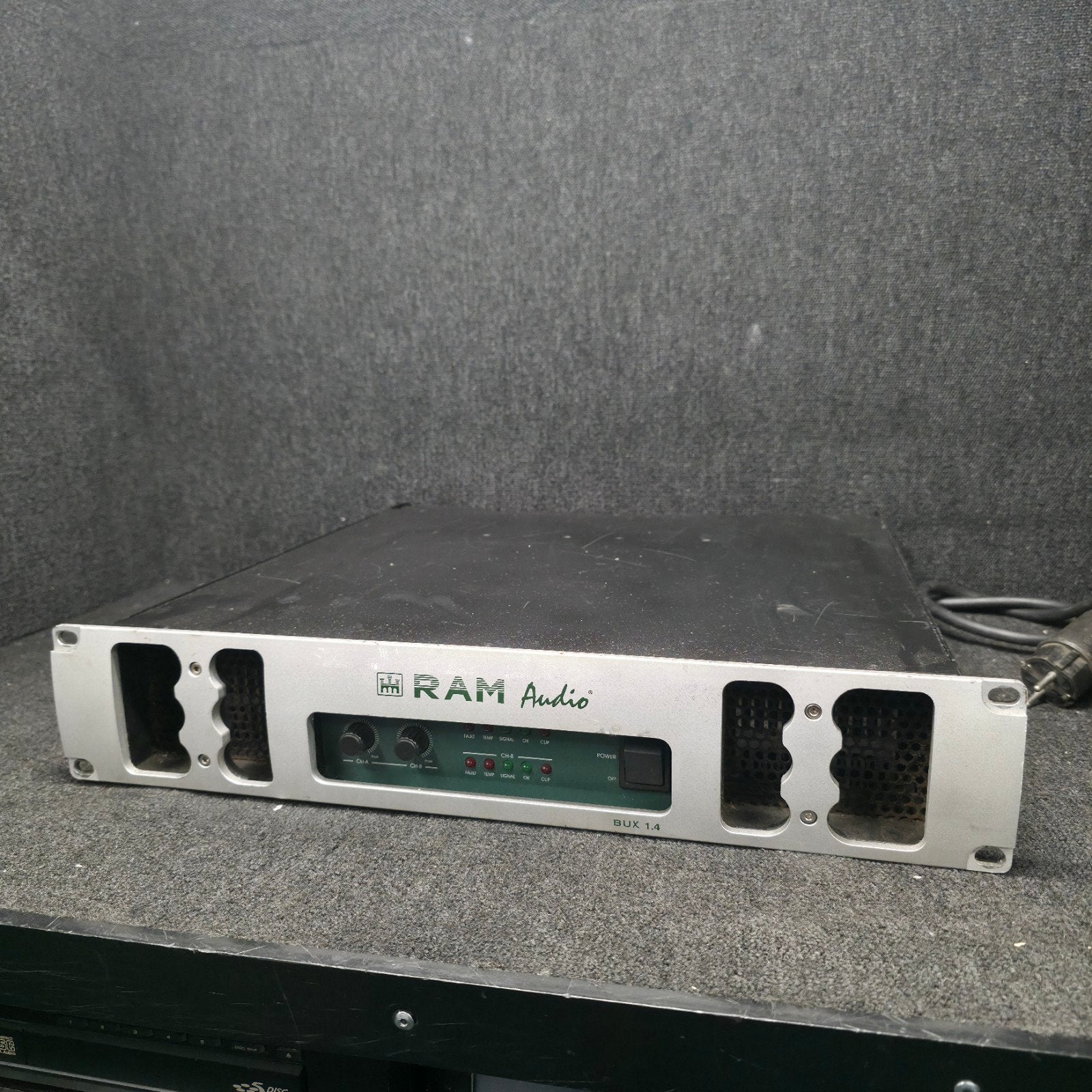 Amplificateur RAM BUX 1.4 2 x 900 watts, Enlèvement ou Envoi
