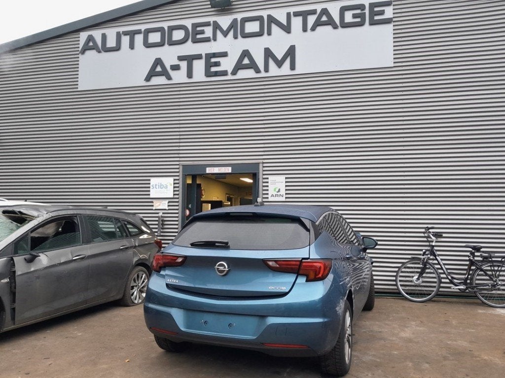 MECANISME VITRE ARRIÈRE GAUCHE Opel Astra K, Opel, Opel Automobile GmbH, Utilisé, Kontakt-opel@opel.com