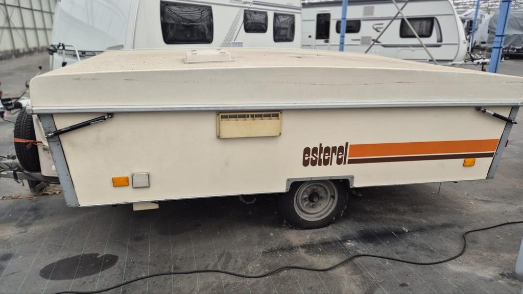 Esterel plooicaravan Bj 1978 - 750kg- Meeneemprijs 1200€, Caravans en Kamperen, Esterel, Tot en met 3, Particulier