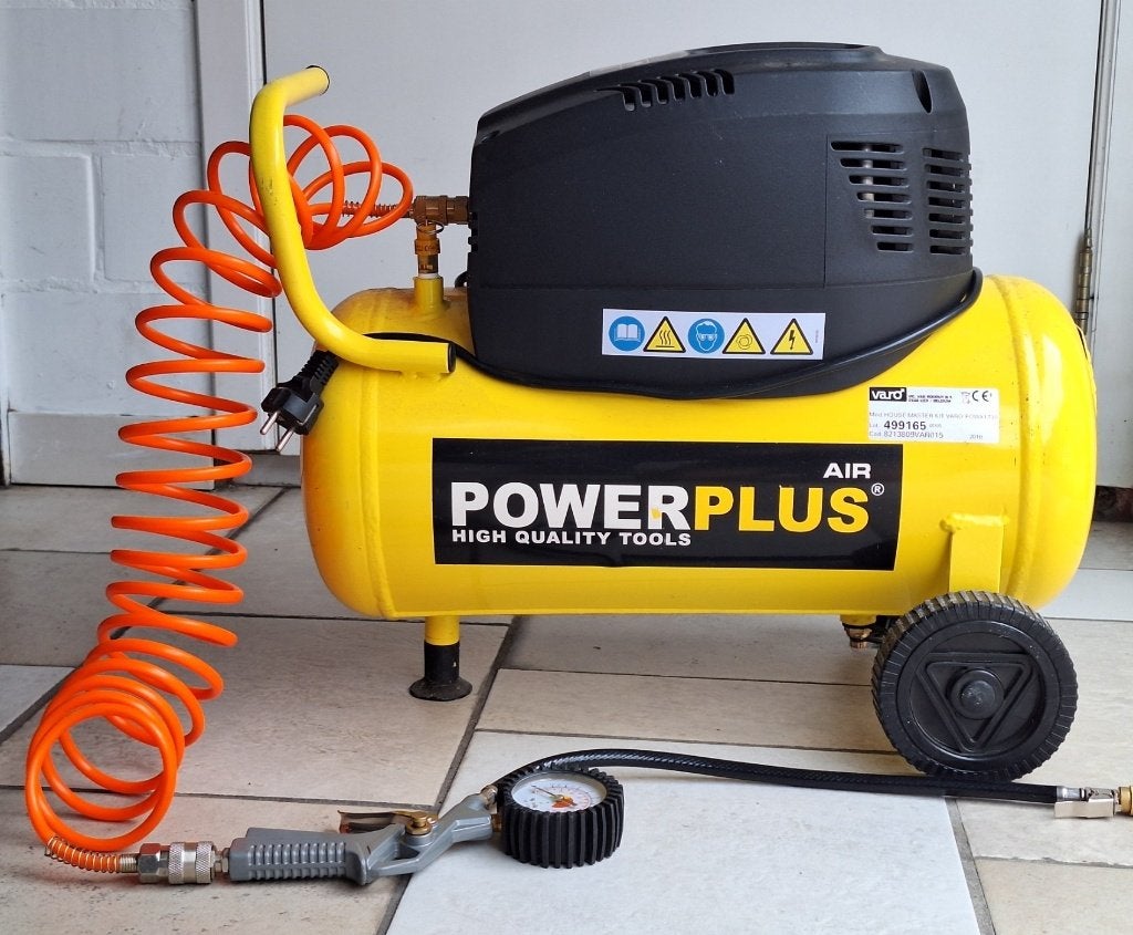 Compressor Powerplus, Enlèvement, Utilisé, 25 à 100 litres, 200 à 400 litres/min