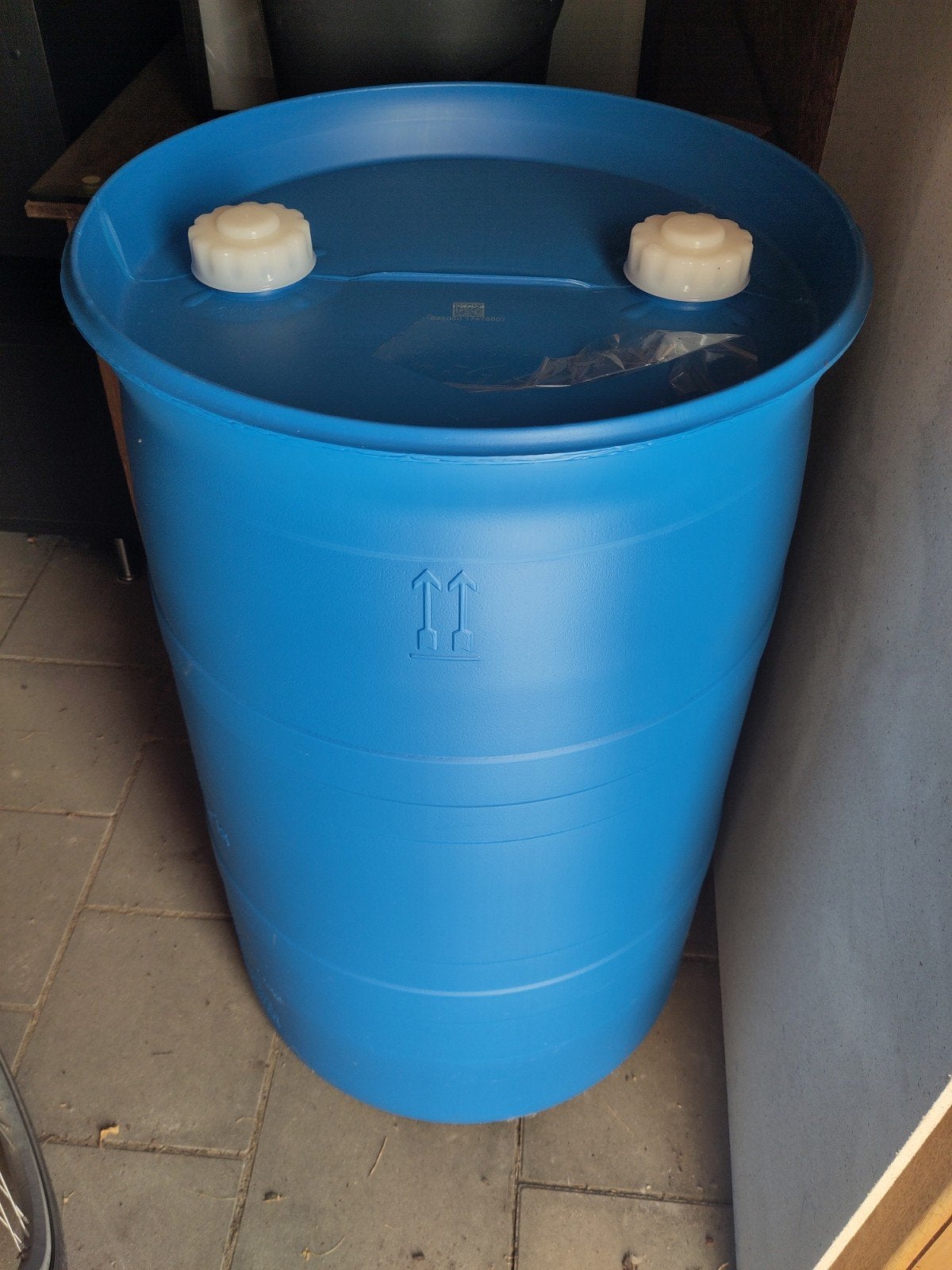 nouveaux barils de 200 l, 150 litres ou plus, Enlèvement, Neuf, Synthétique