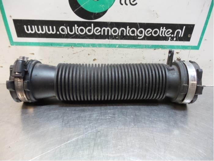 Tuyau d'aspiration air d'un Renault Megane (Megane 09-), Renault, -, 3 mois de garantie, Utilisé