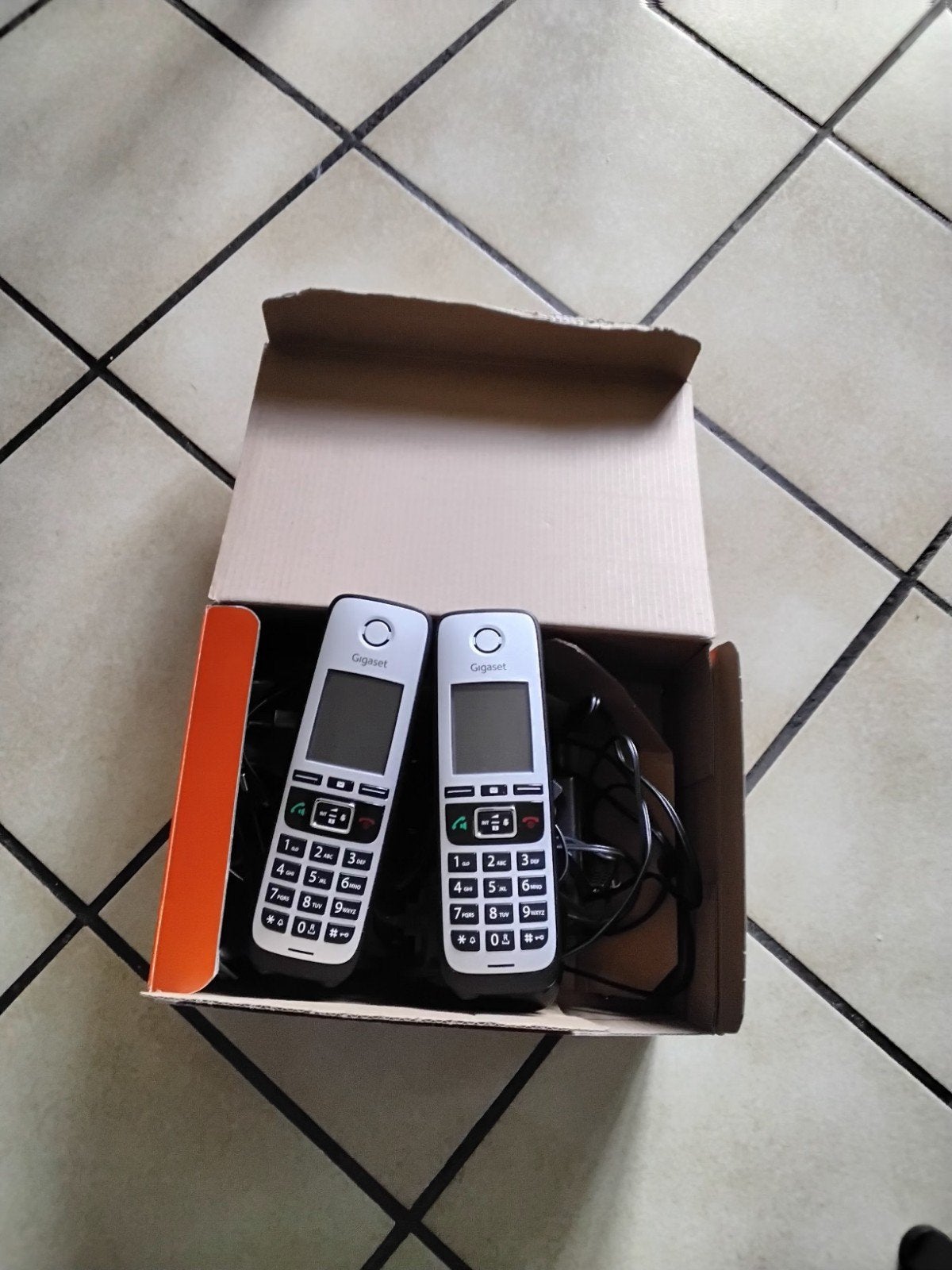 téléphone fixe gigaset A670a duo color, Télécoms, Enlèvement ou Envoi, Comme neuf, 2 combinés, À Faible Émission d'Ondes