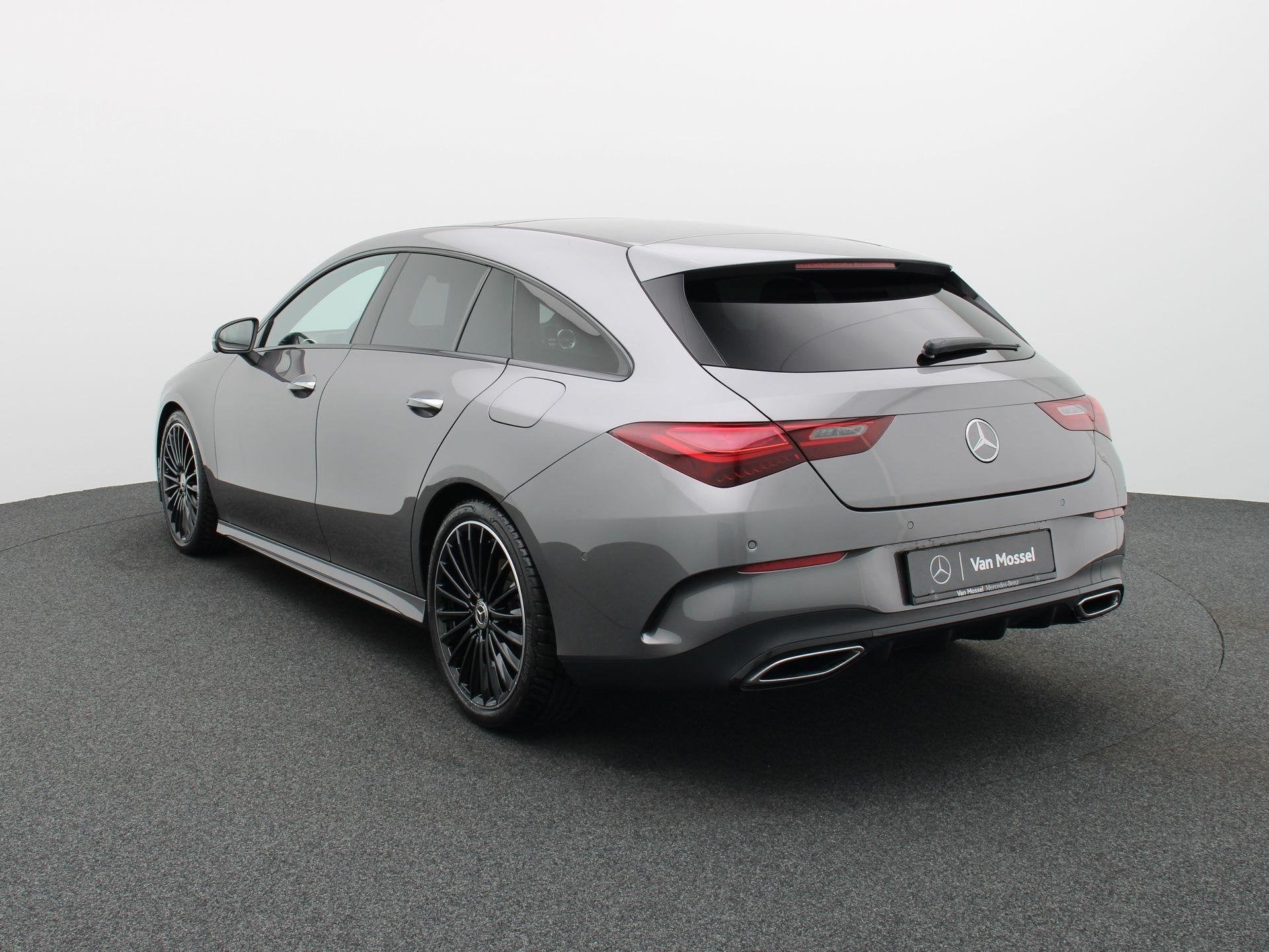Mercedes-Benz CLA 180 Star Edition Shooting Brake + PANORAMI, Auto's, Mercedes-Benz, Stof, Gebruikt, 4 cilinders, 136 pk