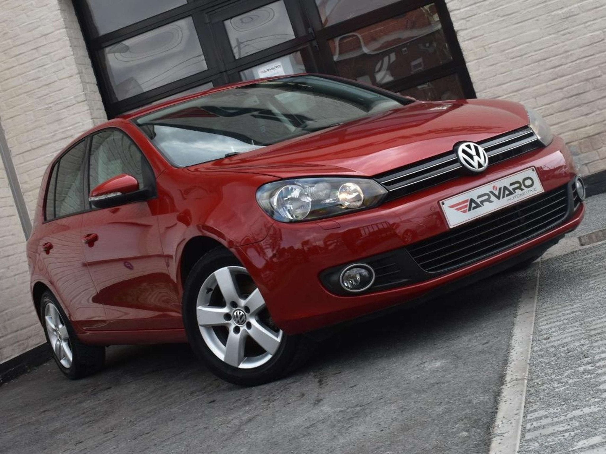 Volkswagen Golf 1.4i Team / Cruise / PDC / Verw Zetels / Top, Autos, Rouge, Achat, 149 g/km, Boîte manuelle