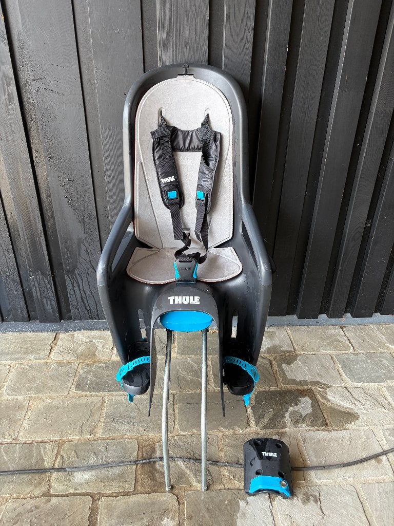 Thule fietsstoeltje, Vélos & Vélomoteurs, Accessoires vélo | Sièges de vélo, Repose-pieds, Enlèvement, Utilisé, Siège arrière
