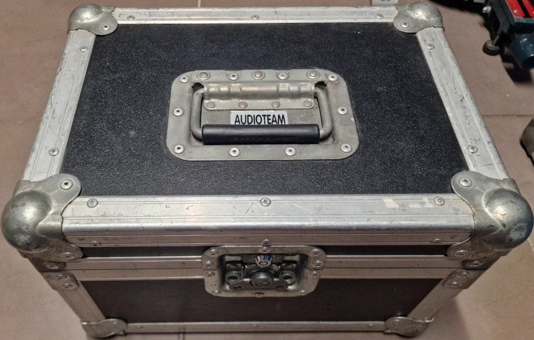 Flightcase - doos met 4 stopcontacten, Ophalen of Verzenden, Gebruikt, Flightcase