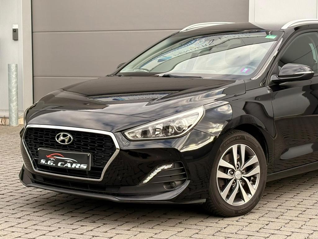 HYNDAY I30 2019 BENZINE 1.0 152.000KM EURO6B, Auto's, Euro 6, Bedrijf, Handgeschakeld, 5 deurs