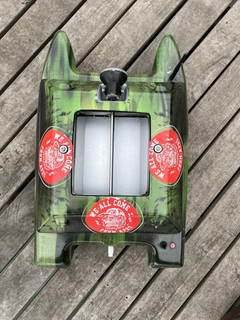 Big Dropper voerboot, Watersport en Boten, Ophalen, Zo goed als nieuw