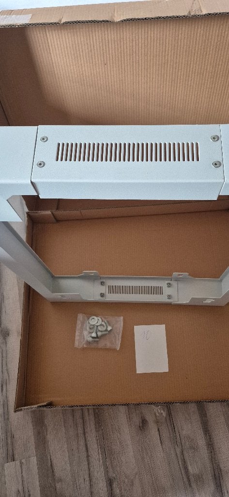 Socles/Bases pour Armoires Serveur CANOVATE - neuf, Informatique & Logiciels, Serveurs, Comme neuf, Enlèvement
