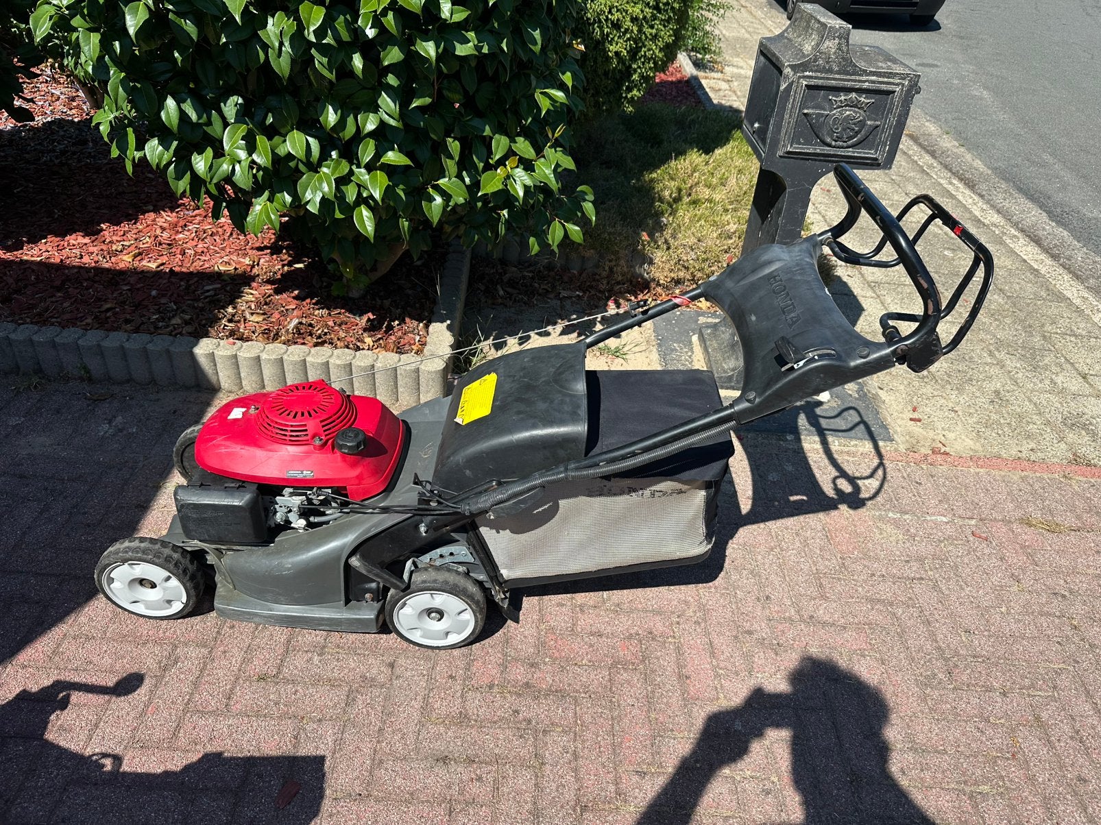 Grasmaaier honda HRX426 zelftrekker, Ophalen, Zo goed als nieuw