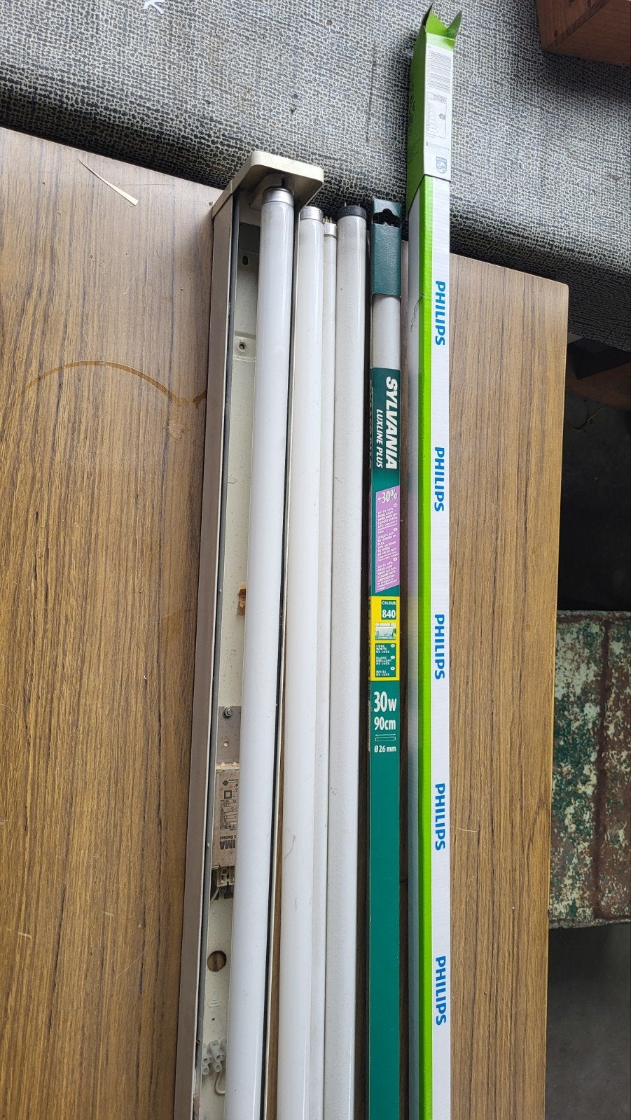 TL-lampen, Doe-het-zelf en Bouw, Ophalen, Zo goed als nieuw, 50 tot 200 watt, Lamp