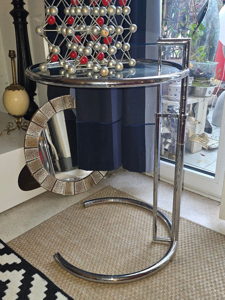 Table d appoint chromé Eleen Gray #Lecorbusier#Eames#vitra#, 55 à 75 cm, Enlèvement ou Envoi, Rond, Comme neuf