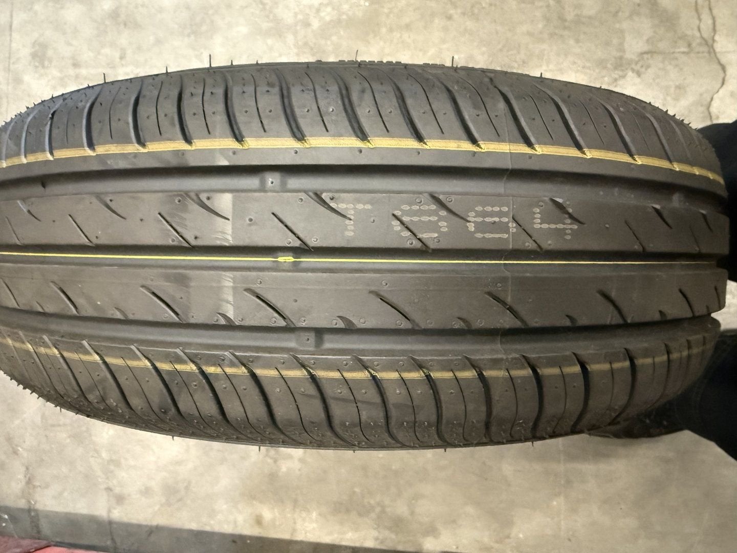 175/65R14 86T DEMO Nexen N'Blue HD Plus zomerbanden, Auto-onderdelen, Banden en Velgen, 14 inch, Gebruikt, -, 175 mm