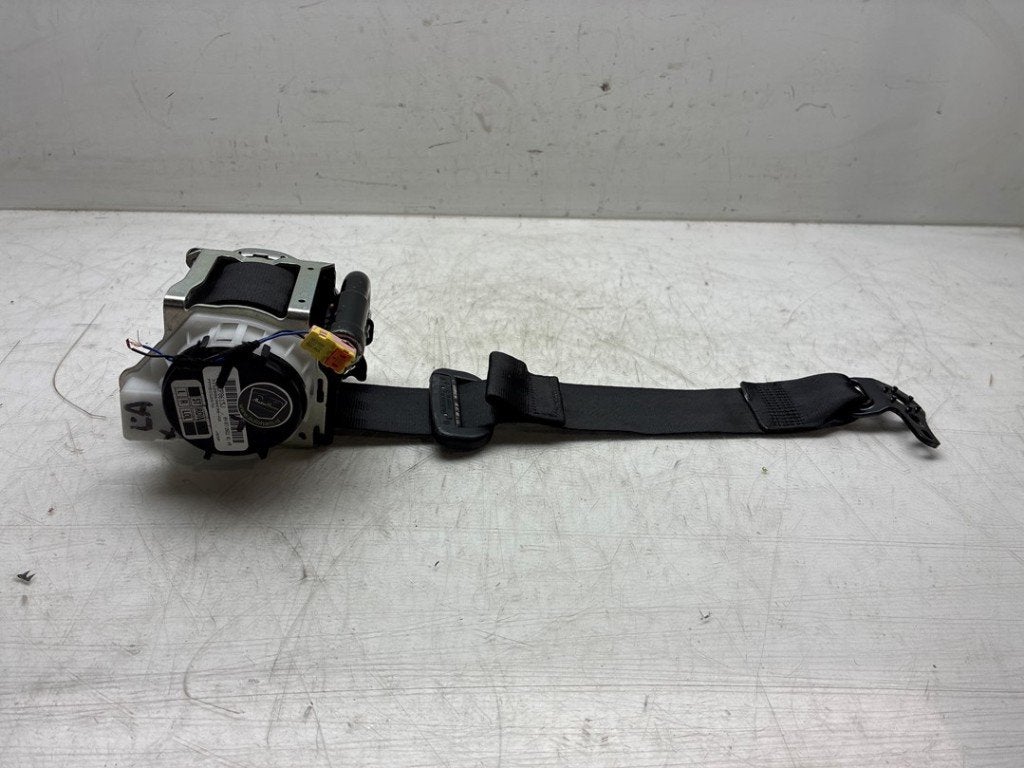 CEINTURE DE SECURITE ARRIERE GAUCHE ID.3 (E11 / E12), Volkswagen, Volkswagen AG, Utilisé, Kundenbetreuung@volkswagen.de