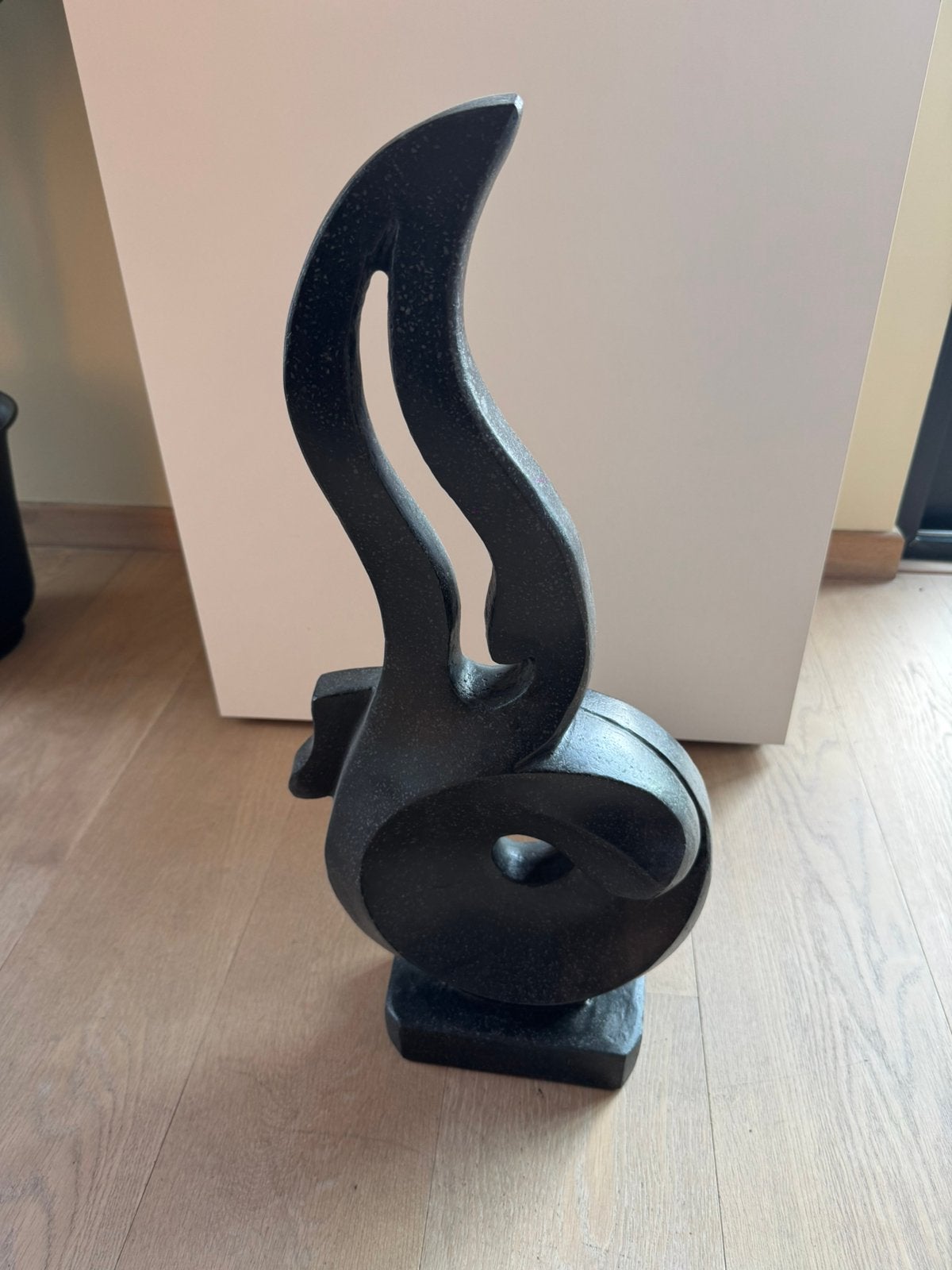 Decoratief sculptuur / tuinbeeld, Tuin en Terras, Ophalen, Zo goed als nieuw, Overige materialen, Abstract beeld