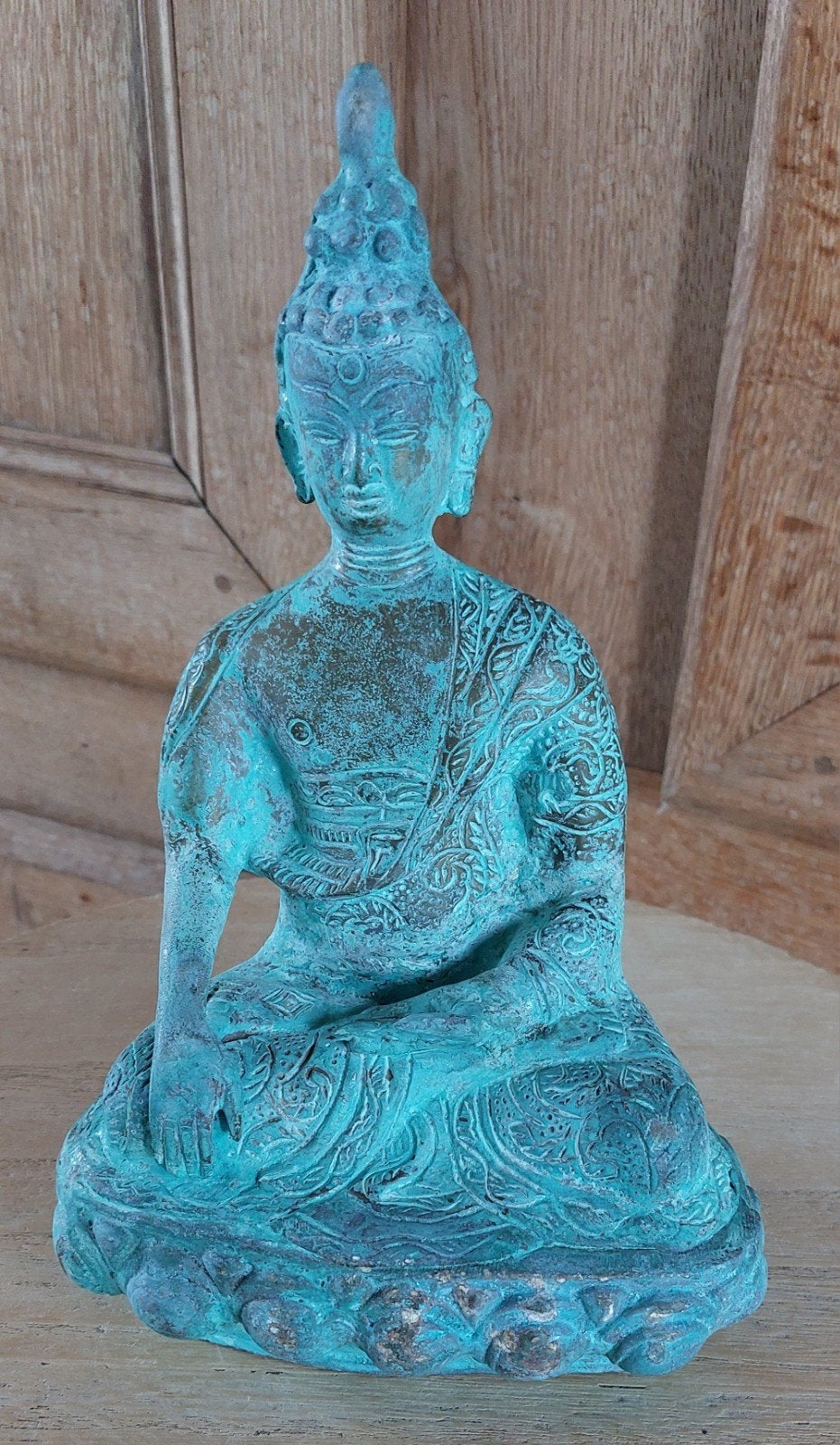 Bouddha statue en bronze patiné vert de gris, Ophalen