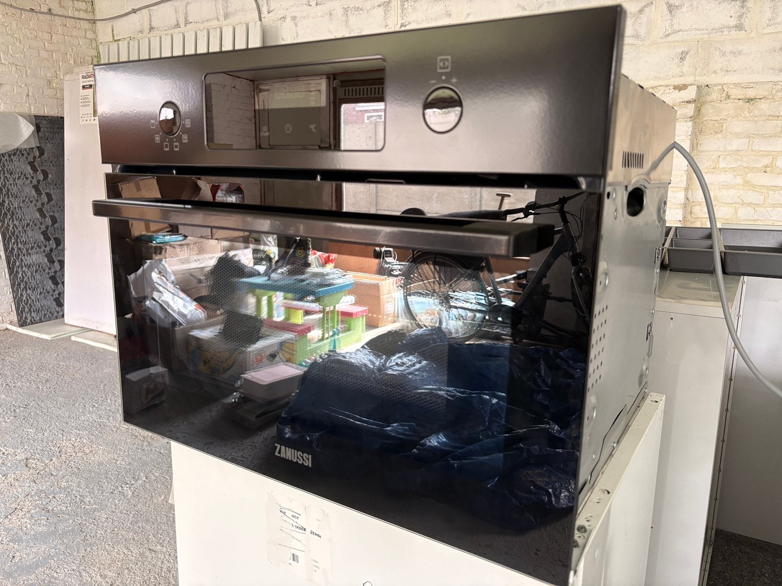 Nieuwe Zanussi inbouwoven ZVEKM6K2 – ongebruikt, Elektronische apparatuur, Ophalen, Zo goed als nieuw, Zanussi