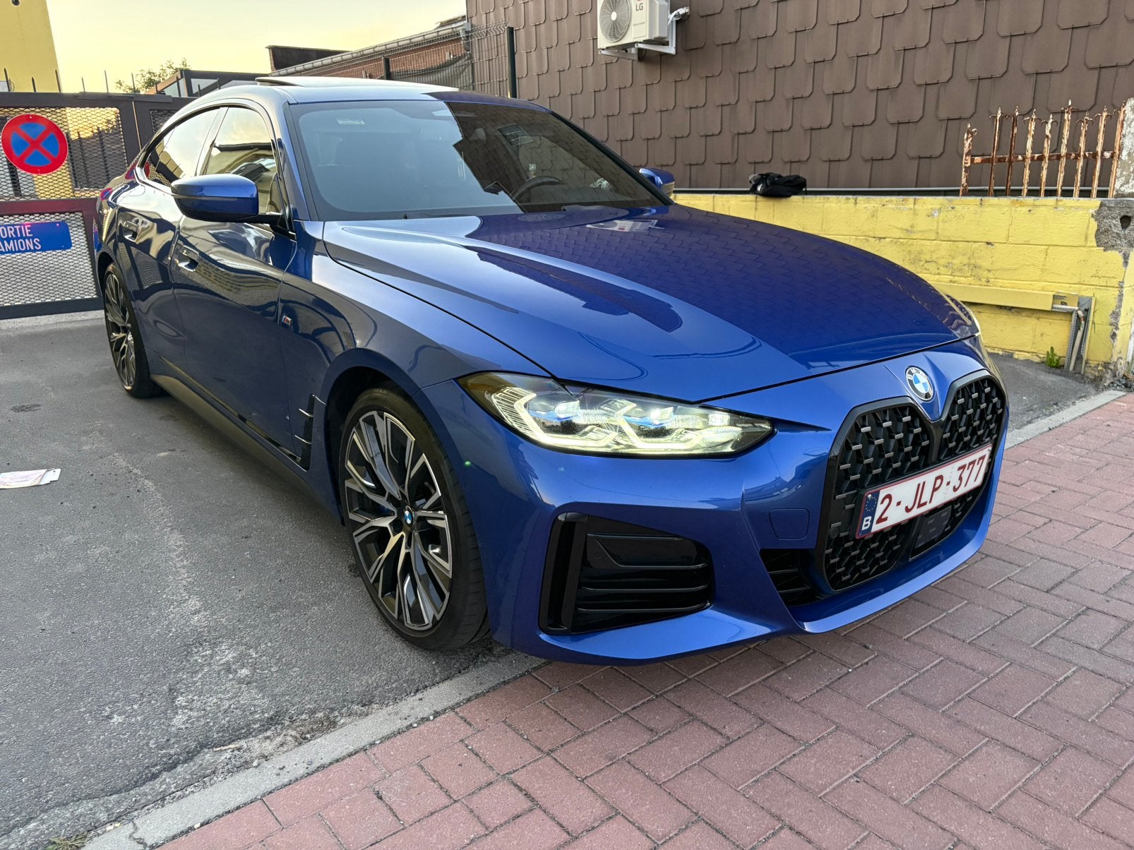 Bmw 420d pack M, Voorwielaandrijving, 4 cilinders, Blauw, 5 zetels