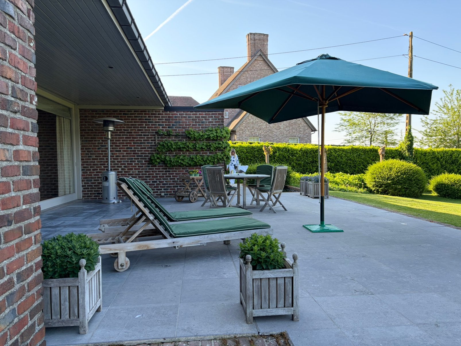 Grote groene tuinparasol – stevige kwaliteit, Enlèvement, Utilisé