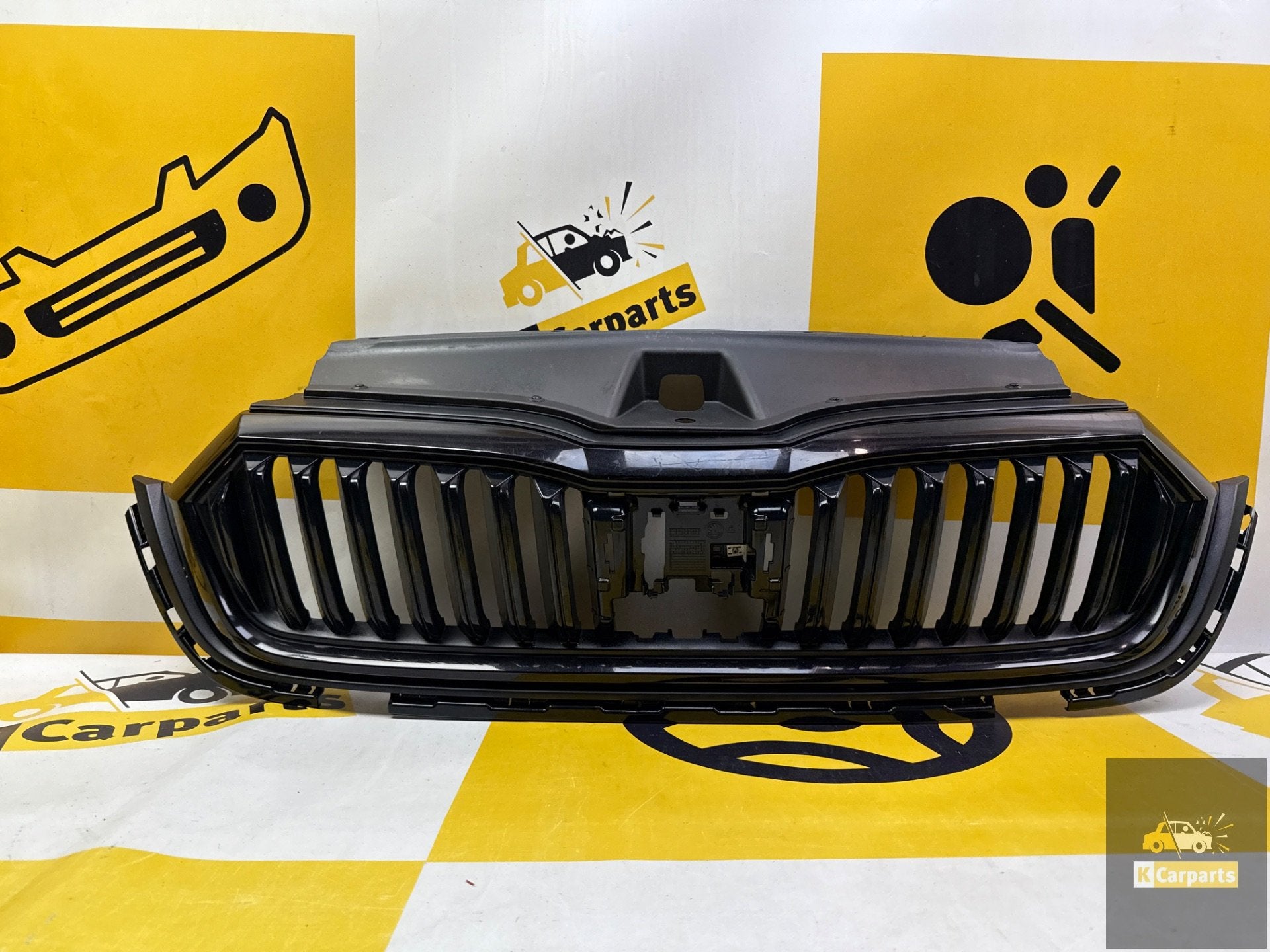 Skoda Octavia 4 Grill Origineel IV 5E3 19-5E3 Grill, Auto-onderdelen, Voor, Tr. Vaclava Klementa 869
293 01  Mlada Boleslav, CZ