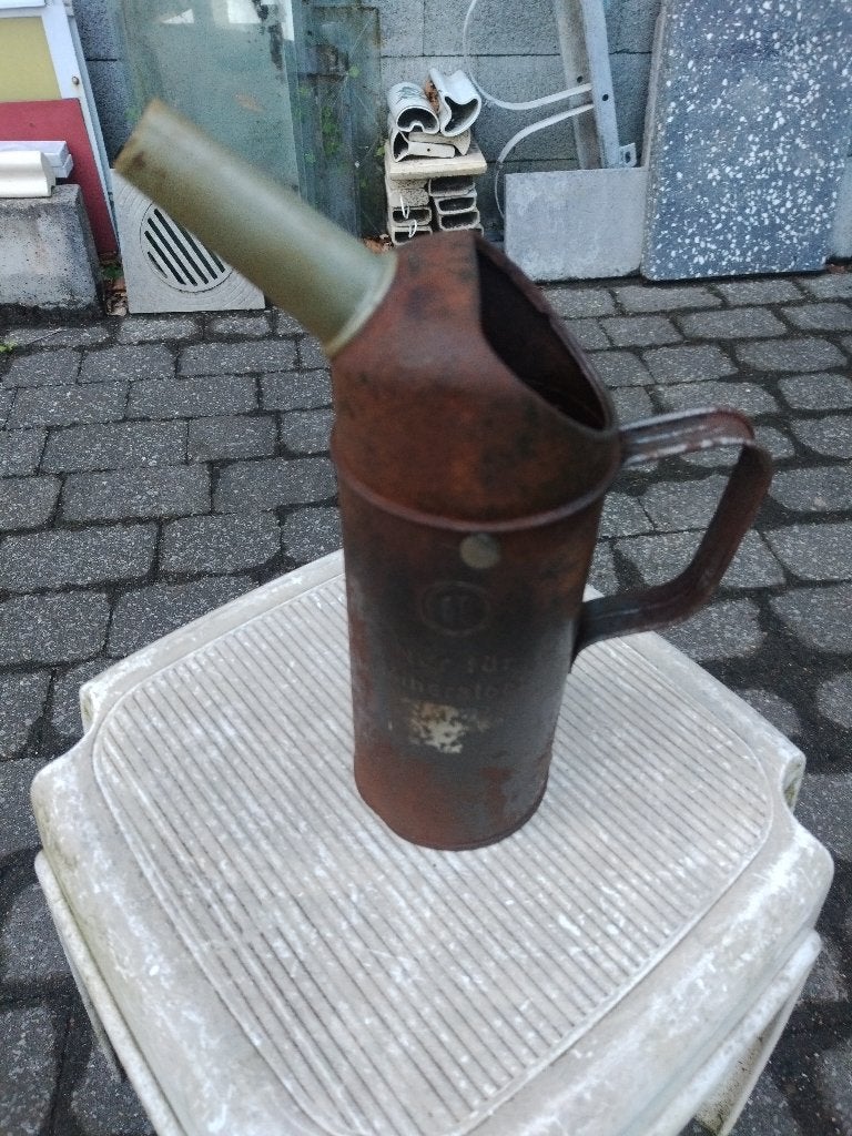 oud oliekannetje, Ophalen, Gebruikt