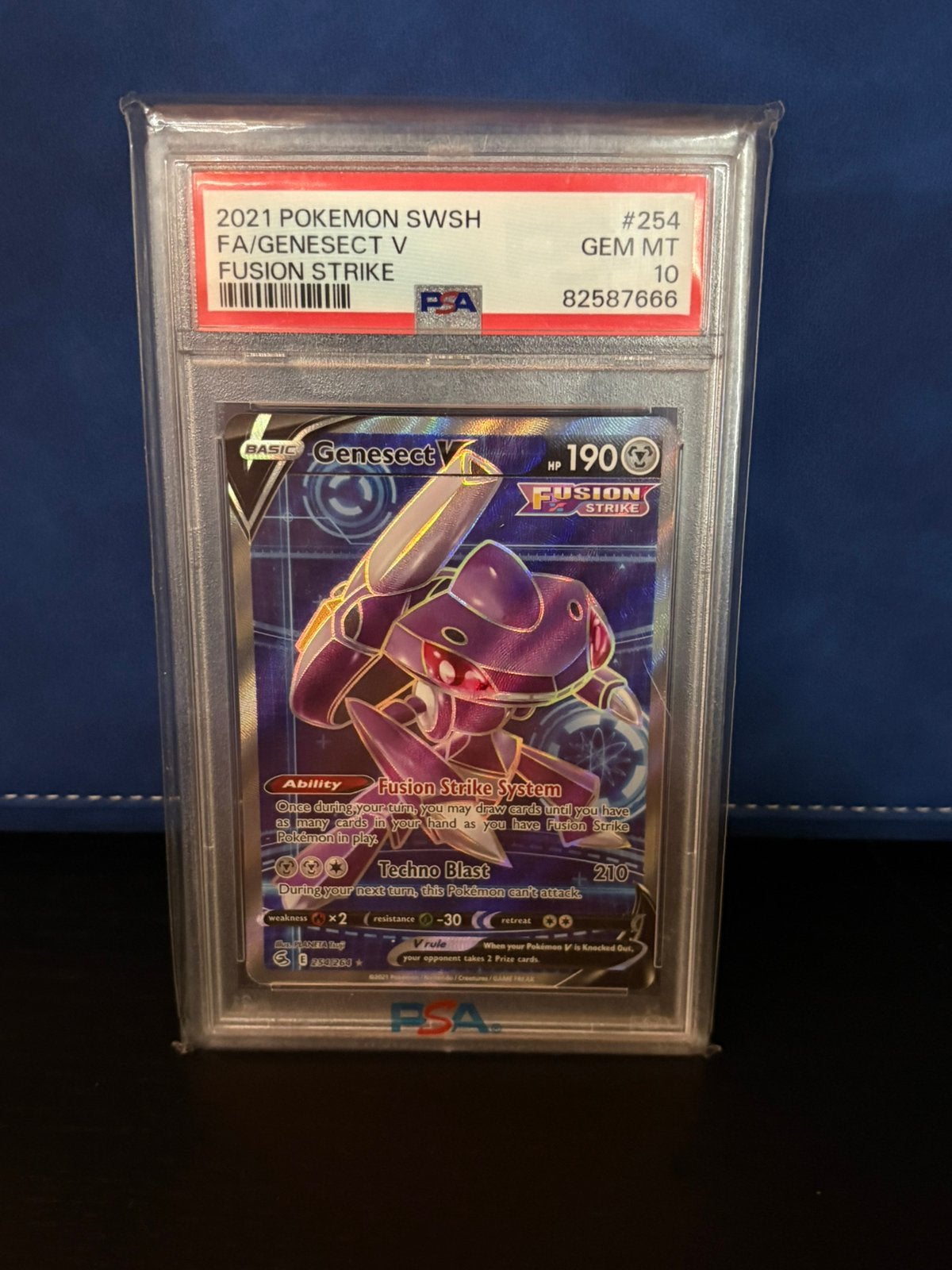 Genesect V #254 PSA 10, Hobby en Vrije tijd, Ophalen, Zo goed als nieuw