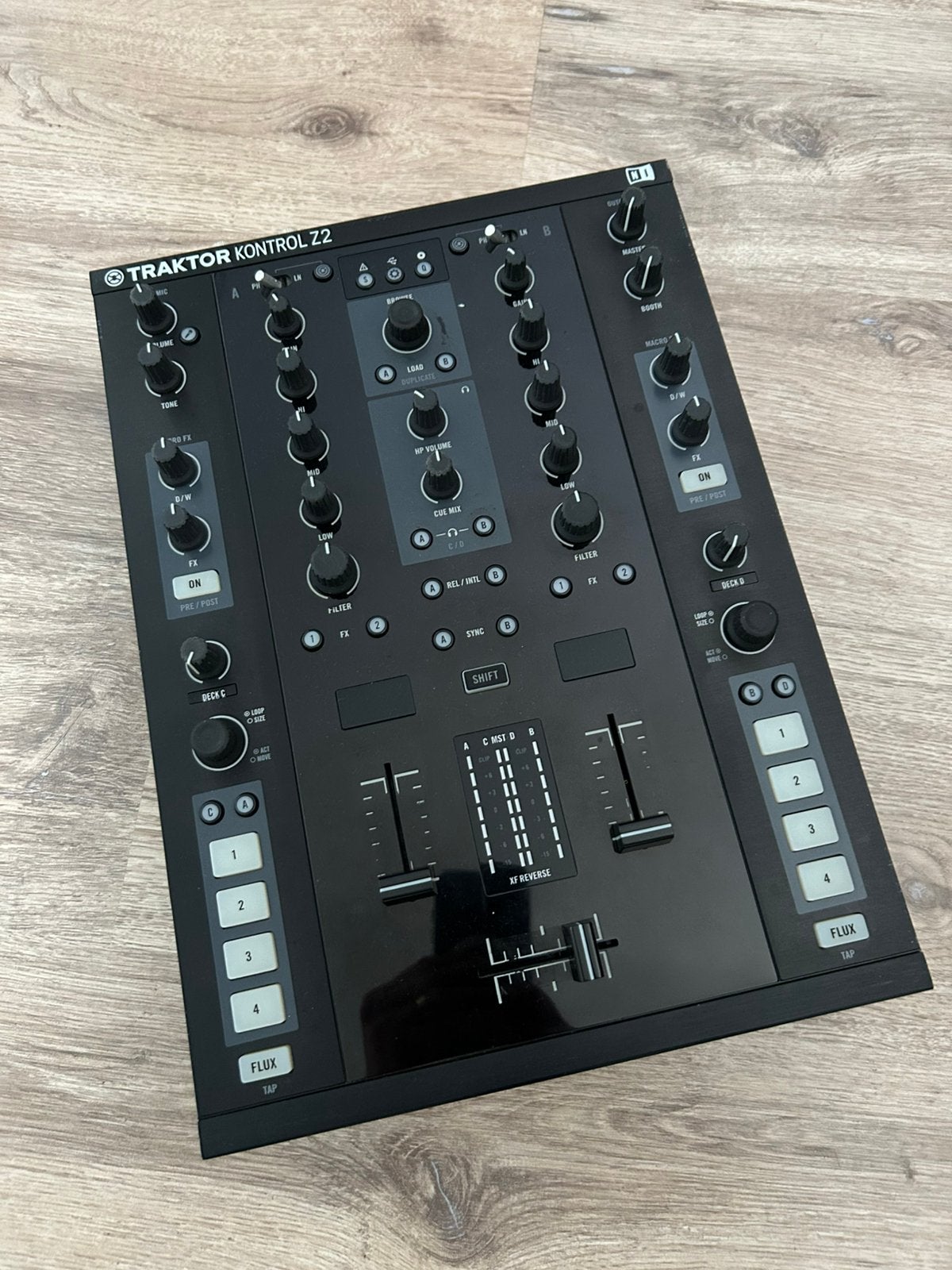 Traktor Z2 + X1 + case + timecode vinyls, Muziek en Instrumenten, Ophalen, Zo goed als nieuw