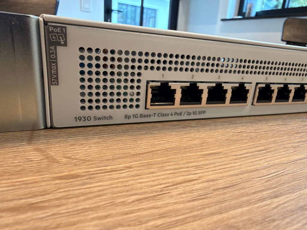 Aruba Instant On 8-port 1930 JL681A Managed PoE Switch, Enlèvement, Comme neuf