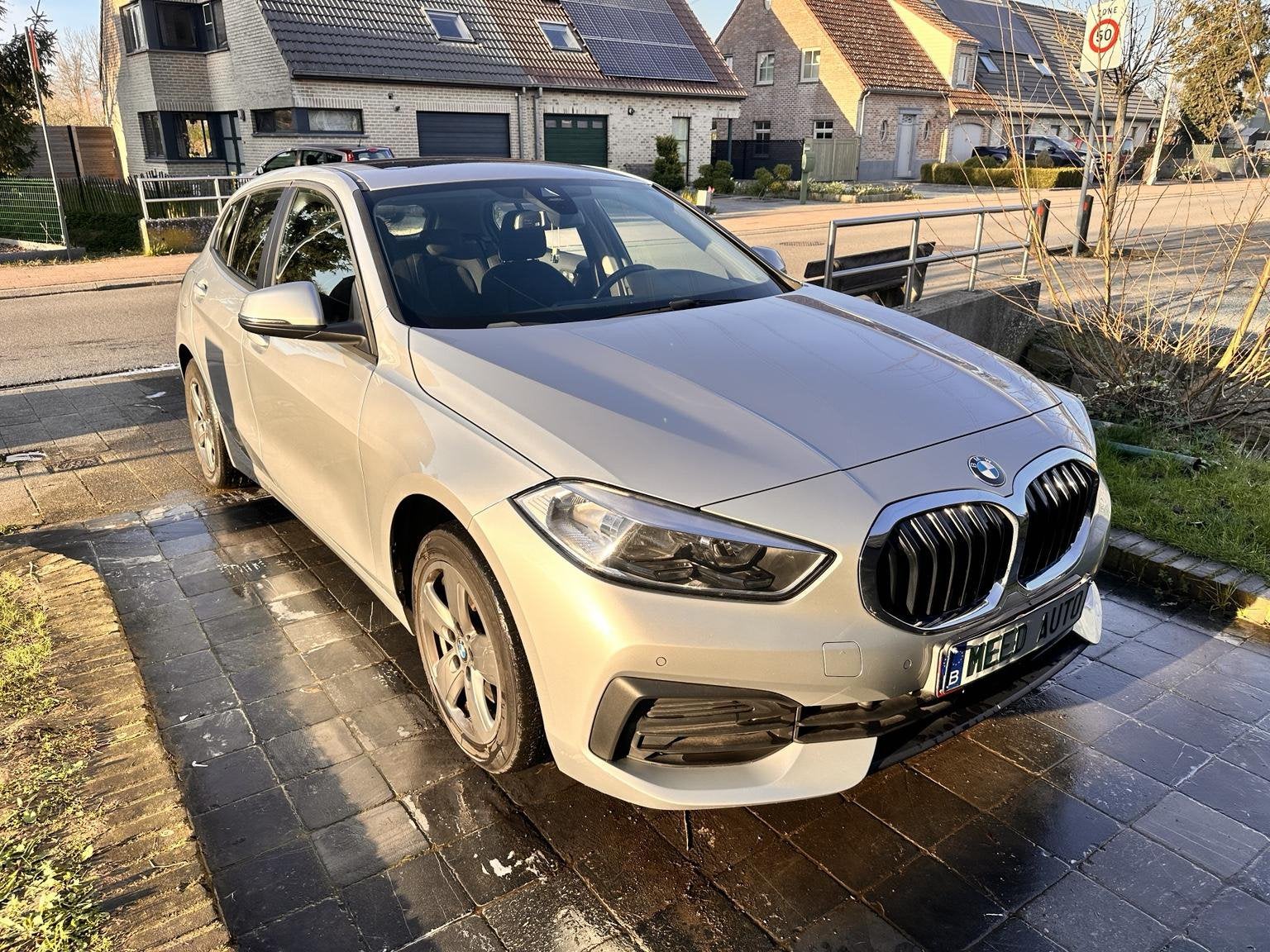 Bmw 118i toit ouvrant Automatique, Auto's, Automaat, 1 Reeks, Bedrijf, 5 deurs