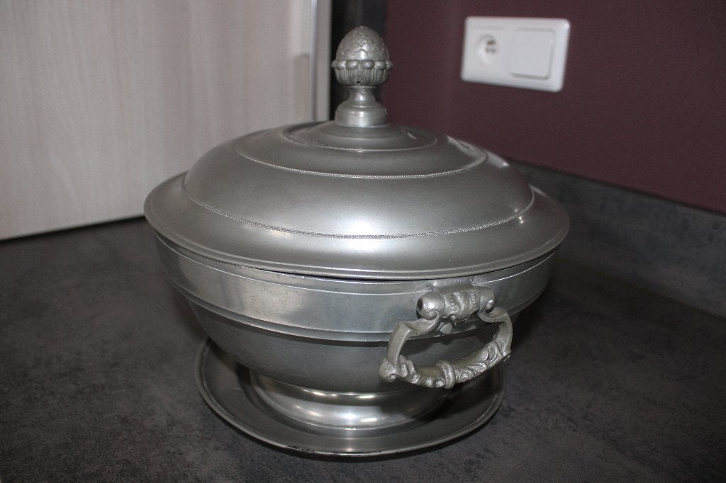 Grand bol à soupe ancien en étain à 95 % (H.25 cm D.28 cm), Antiquités & Art, Antiquités | Étain, Enlèvement ou Envoi