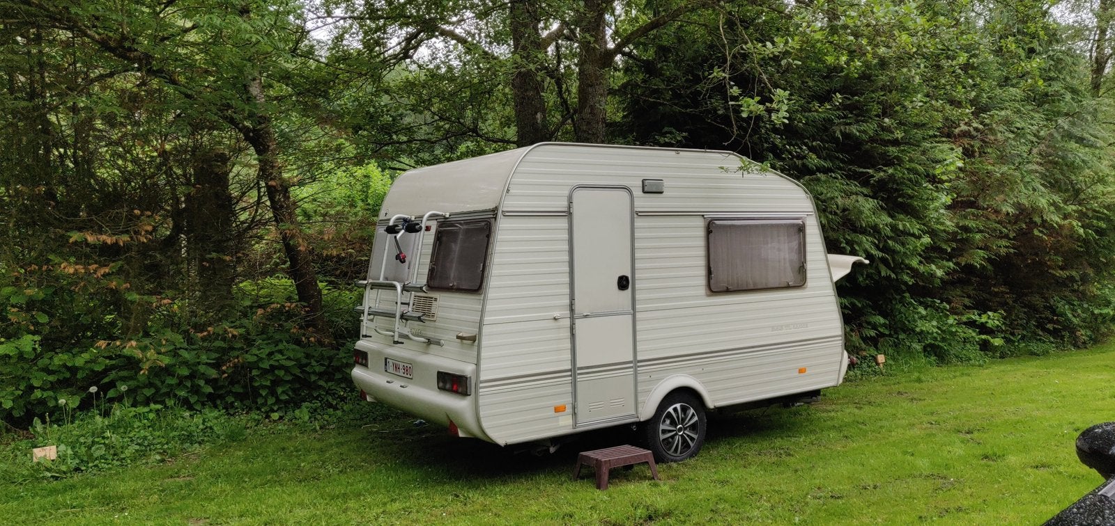 Avento Premier 345 TL-luxe trekcaravan, Standaardzit, Tot en met 3, Particulier, Schokbreker