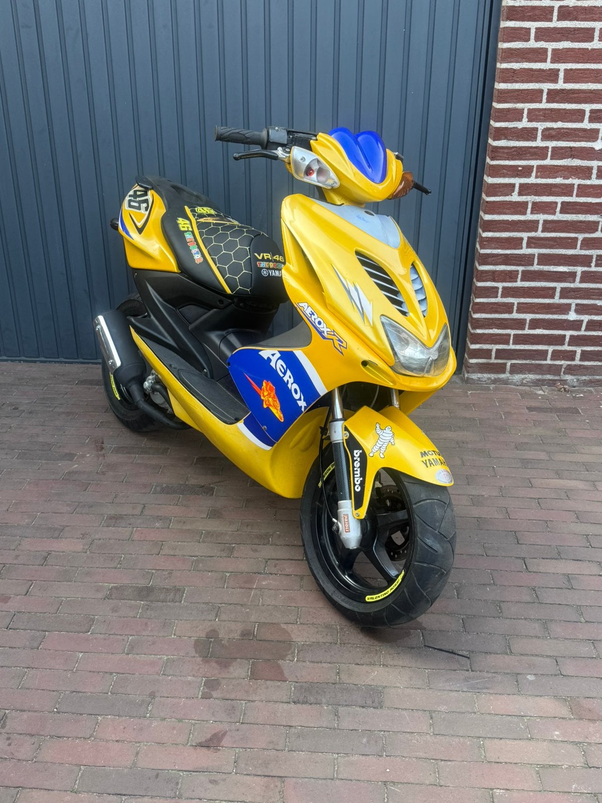 Yamaha aerox valentino rossi origineel, Motoren, Particulier, Nieuw