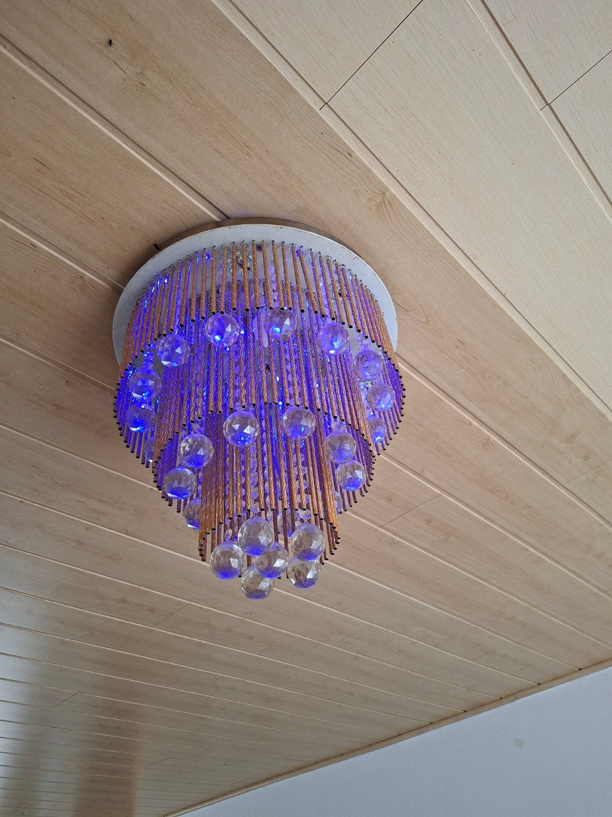 Lamp noog goed, Ophalen