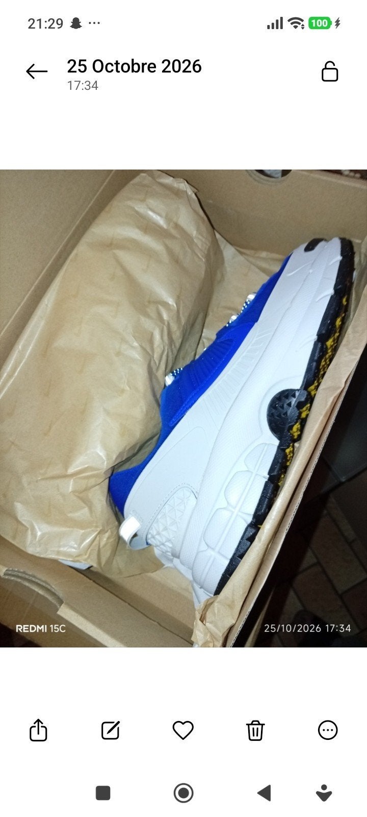 NIKE ZOOM VOMERO NEUVES P.43, Neuf, NIKE, Enlèvement, Bleu