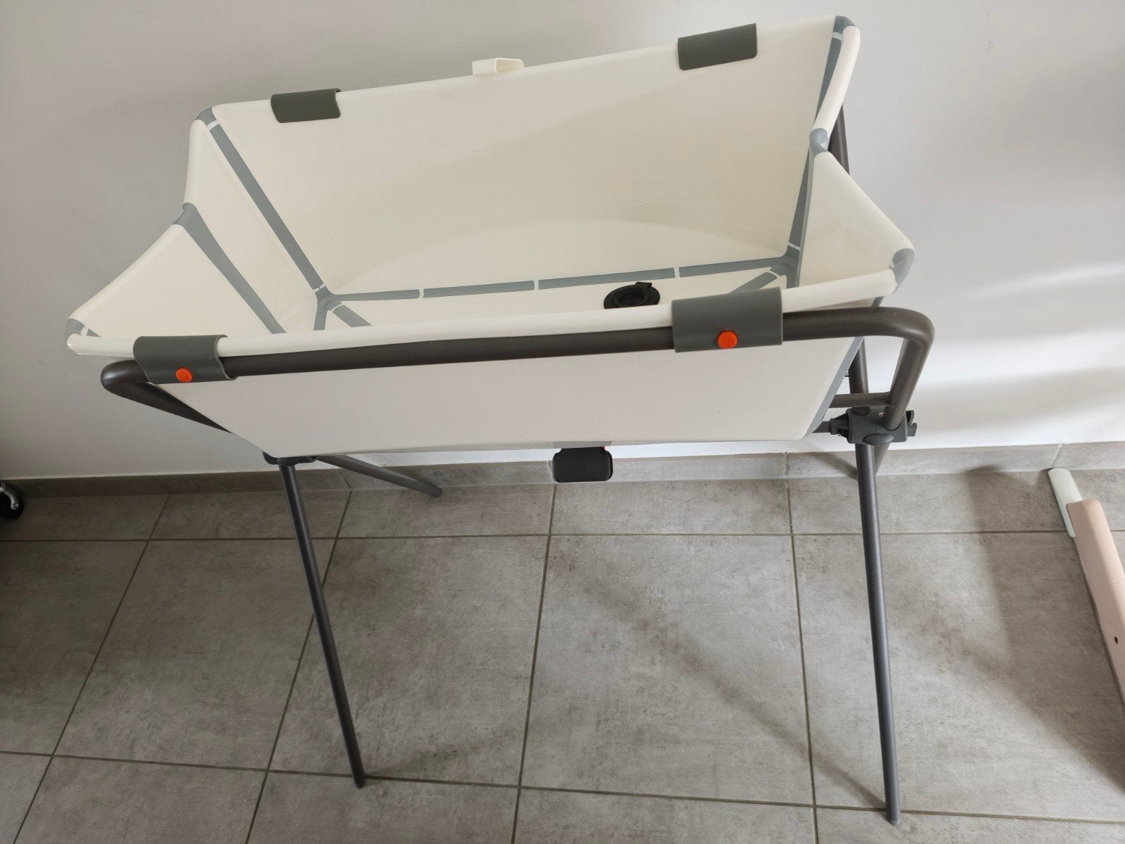 Baignoire bébé Stokke, Enlèvement, Baignoire